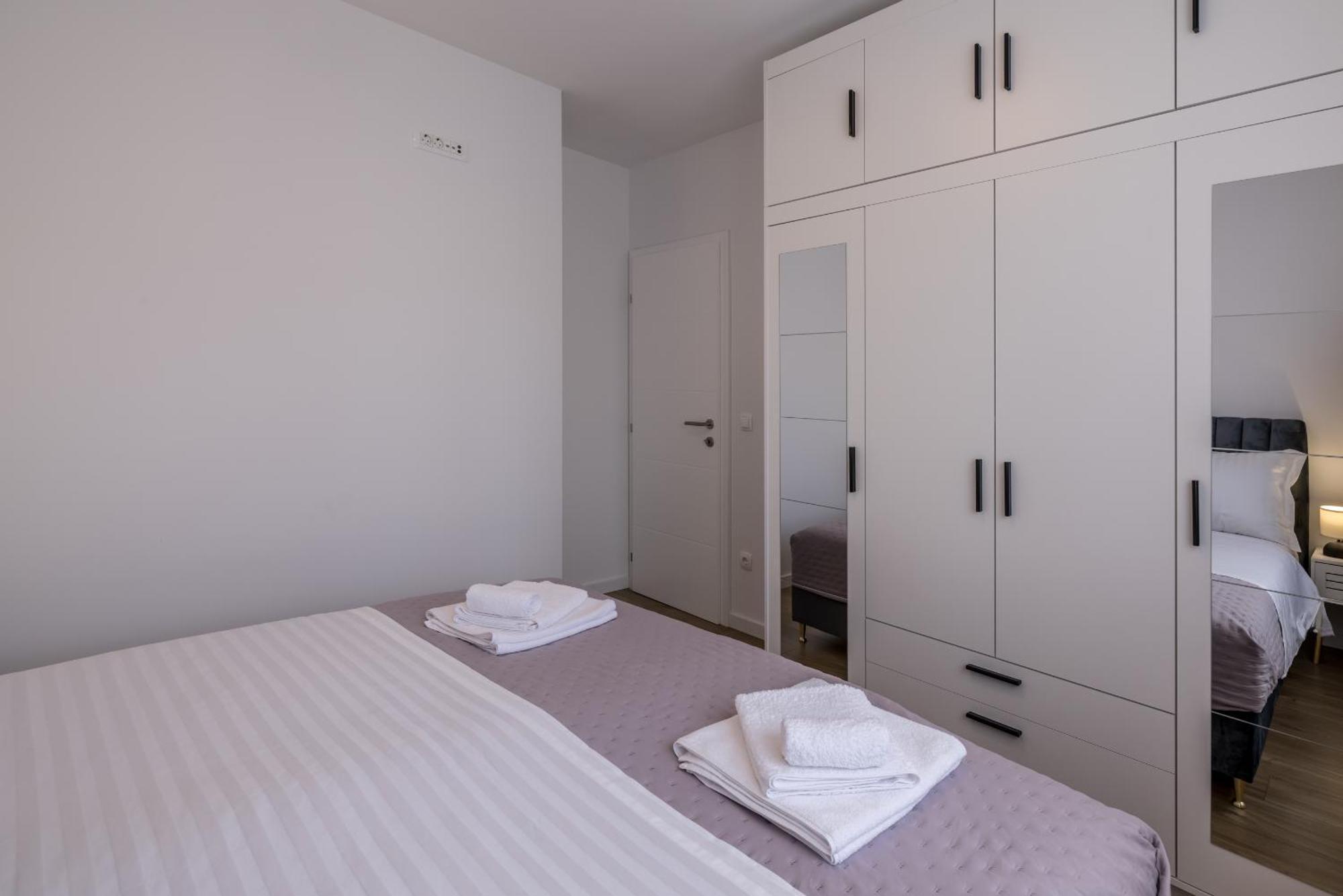 Adriatic Nest, Cozy And Modern Two Bedroom Apartment Kaštela Esterno foto