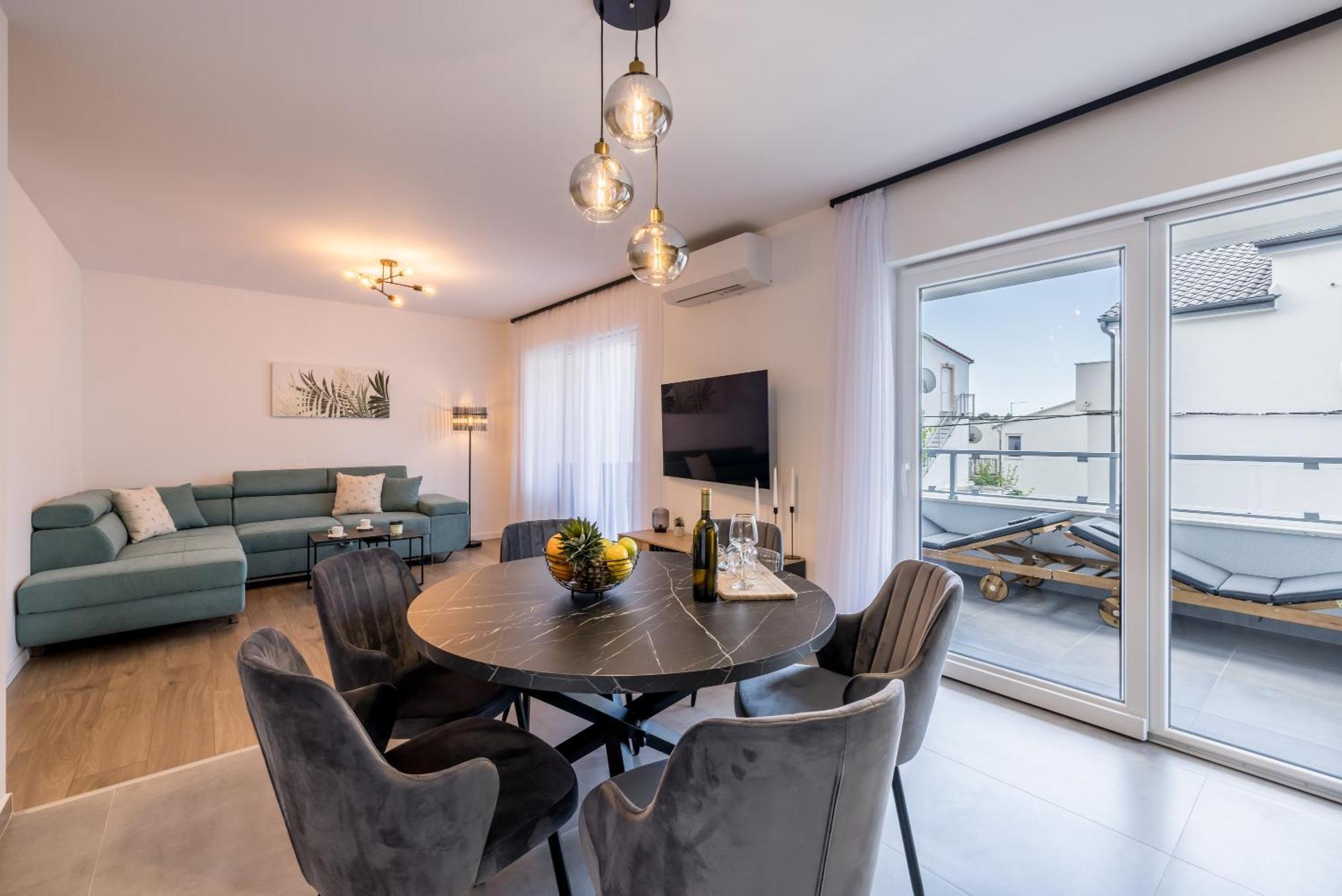 Adriatic Nest, Cozy And Modern Two Bedroom Apartment Kaštela Esterno foto