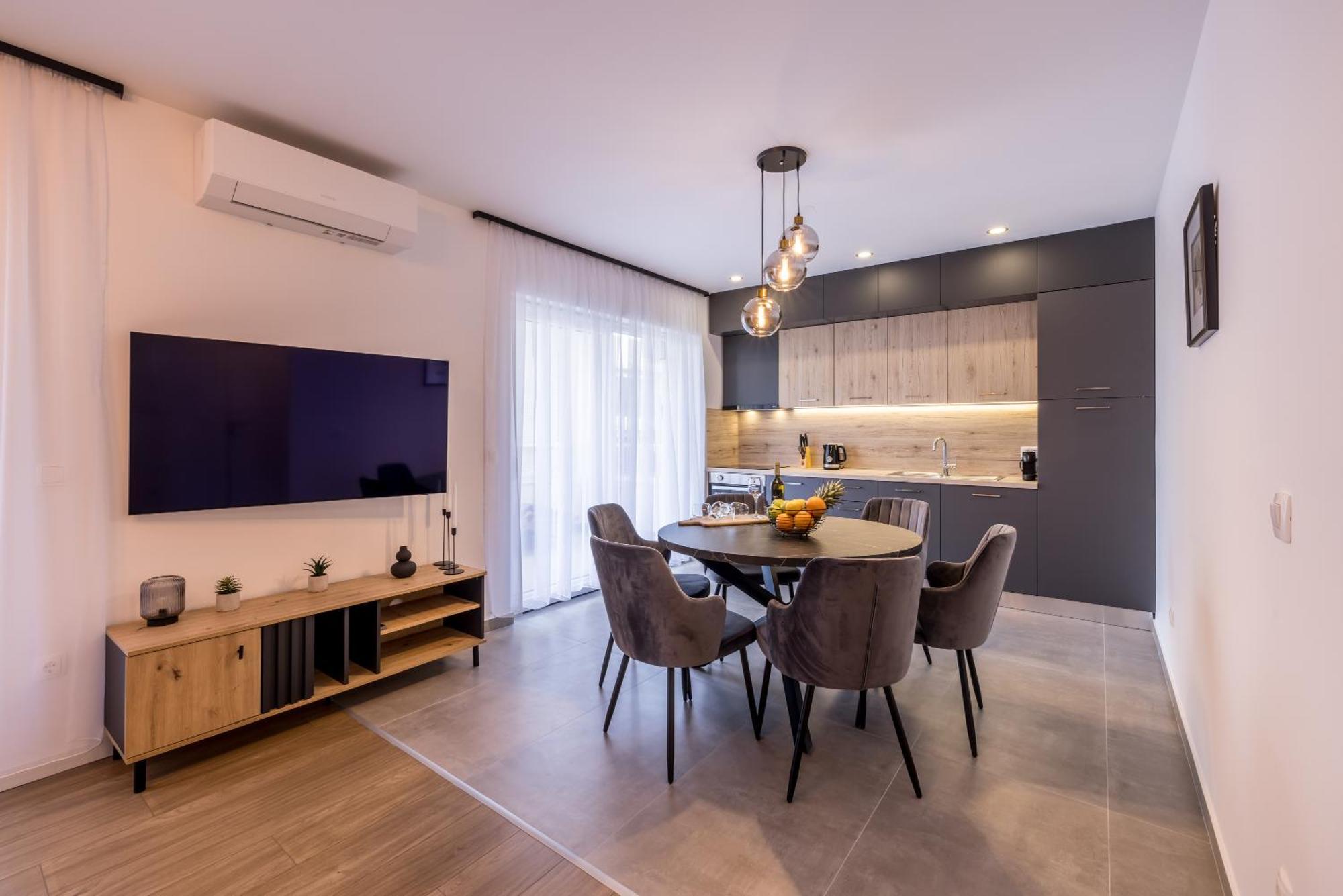 Adriatic Nest, Cozy And Modern Two Bedroom Apartment Kaštela Esterno foto